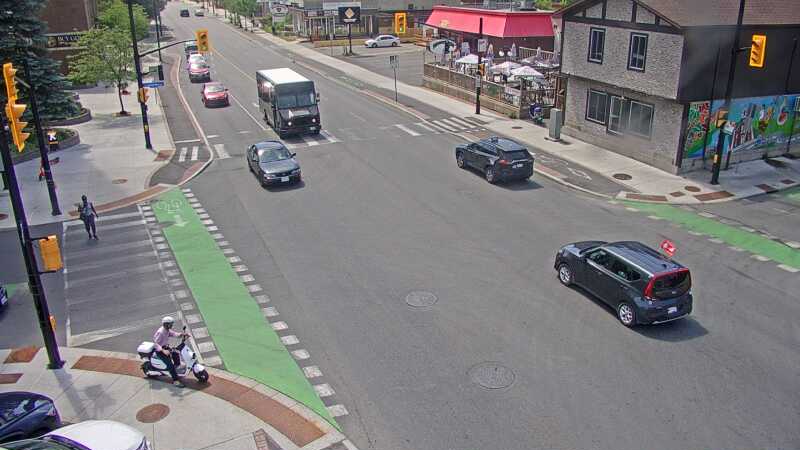 Traffic camera image at 2025-06-30 18:37:47