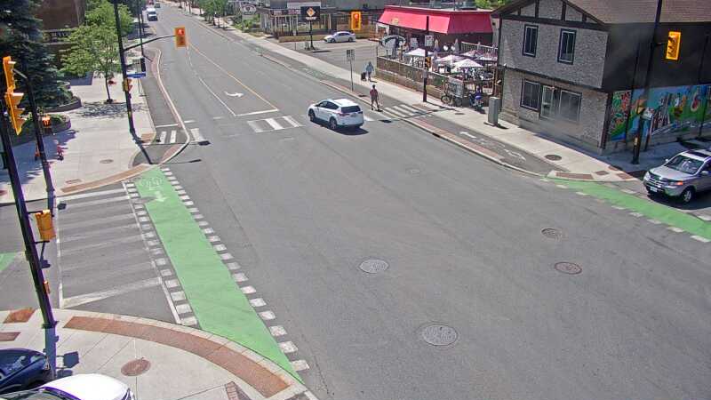 Traffic camera image at 2025-06-30 19:11:27