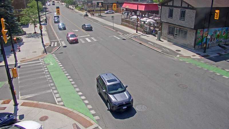 Traffic camera image at 2025-06-30 19:21:10