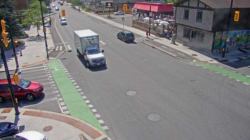 Traffic camera image at 2025-06-30 19:31:19
