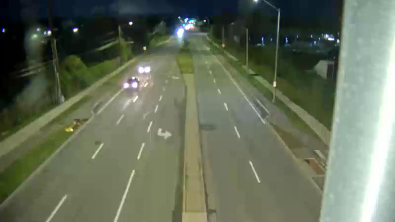 Traffic camera image at 2025-09-05 00:20:58
