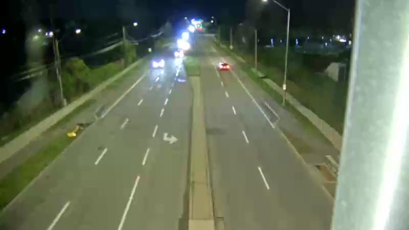 Traffic camera image at 2025-09-05 01:01:31
