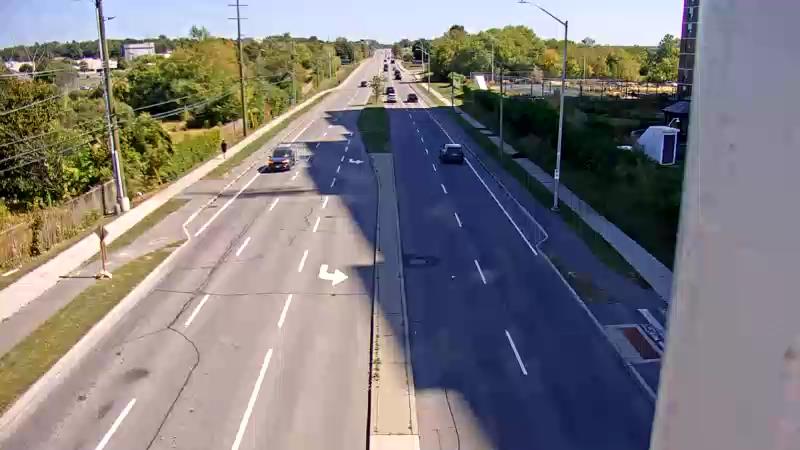 Traffic camera image at 2025-09-15 17:06:06