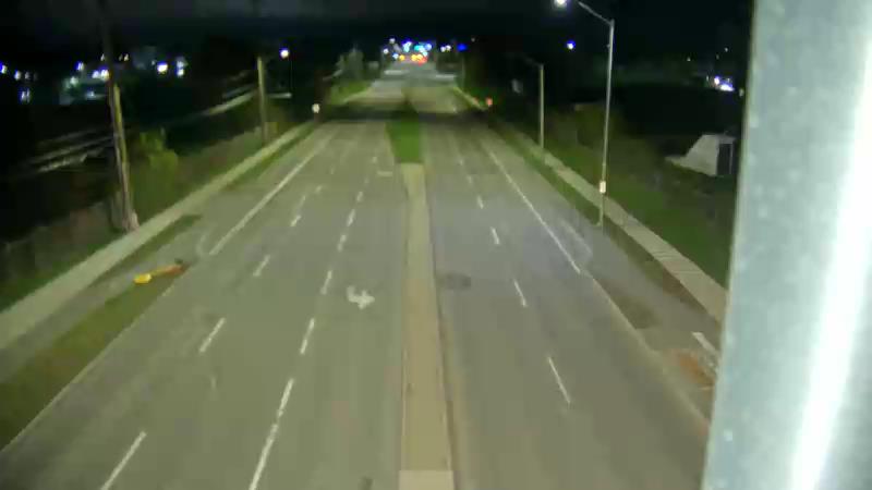 Traffic camera image at 2025-05-09 08:15:51