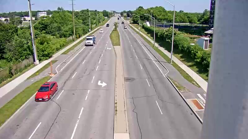 Traffic camera image at 2025-06-30 19:11:27