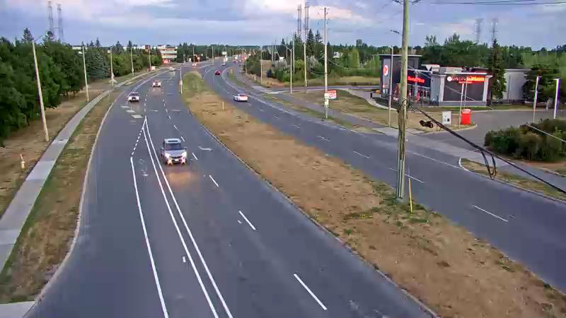 Traffic camera image at 2025-08-25 00:00:12