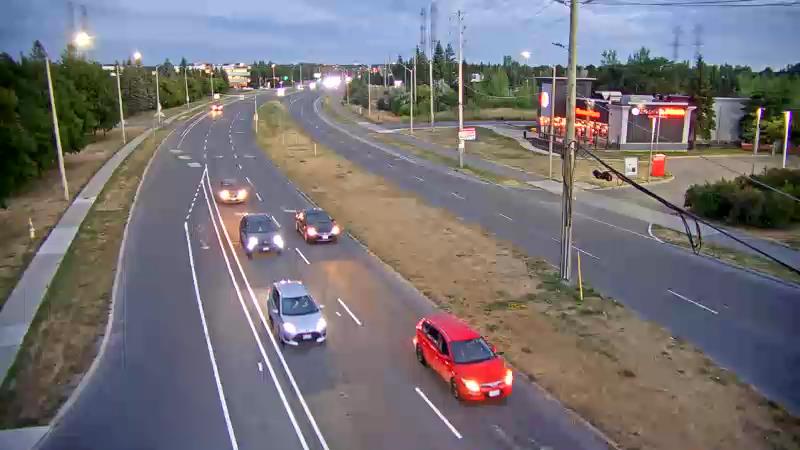Traffic camera image at 2025-08-25 00:10:13
