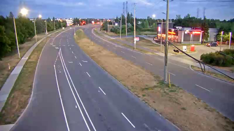 Traffic camera image at 2025-08-25 00:15:14