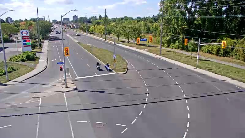 Traffic camera image at 2025-09-14 17:20:12