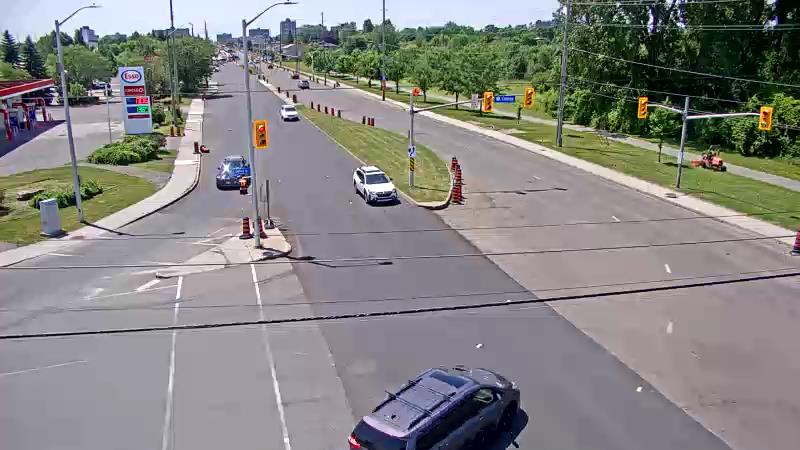 Traffic camera image at 2025-06-30 17:36:44