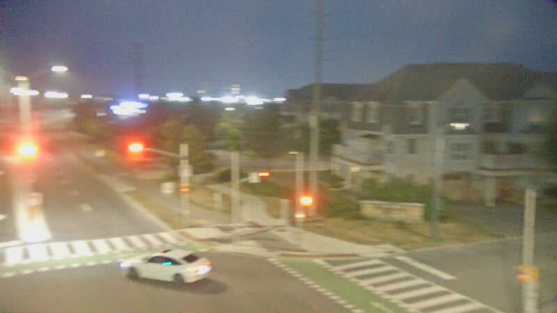 Traffic camera image at 2025-08-04 01:11:02