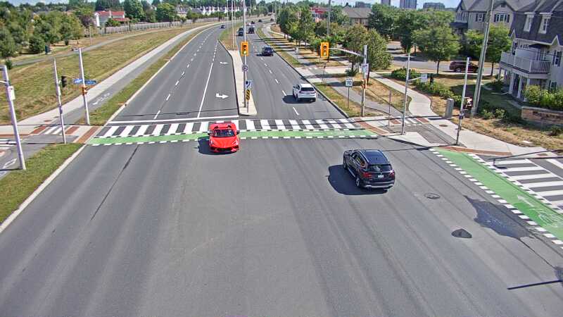 Traffic camera image at 2025-08-24 14:46:11