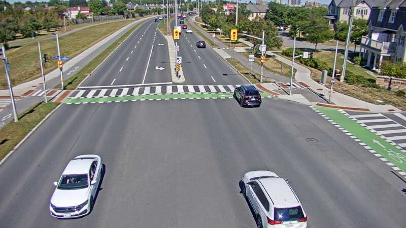 Traffic camera image at 2025-08-31 19:01:05