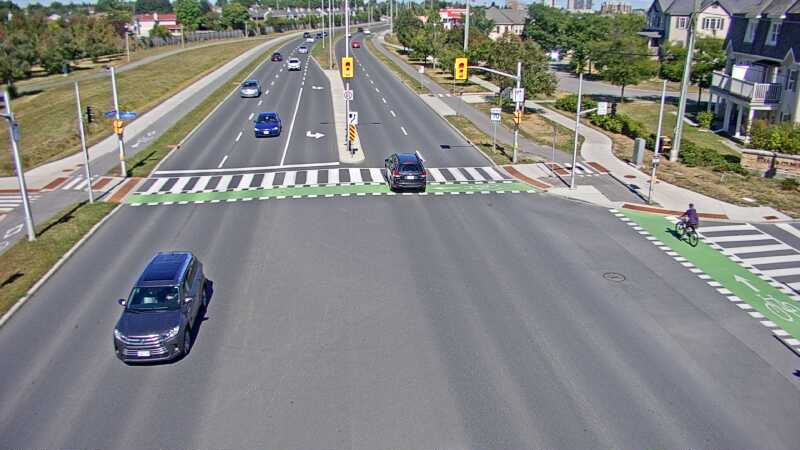 Traffic camera image at 2025-08-31 19:06:17
