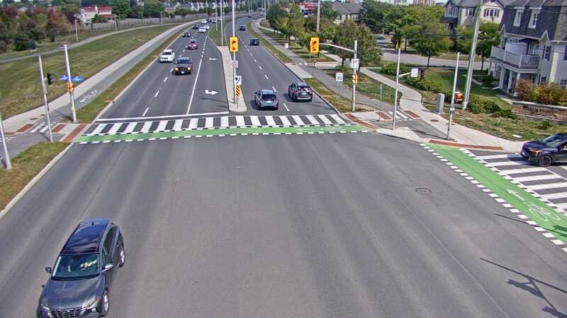 Traffic camera image at 2025-09-14 17:16:13