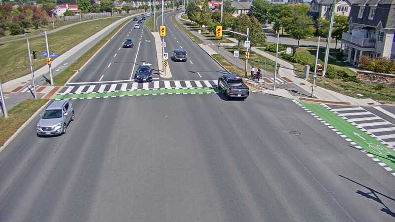 Traffic camera image at 2025-09-14 17:36:08