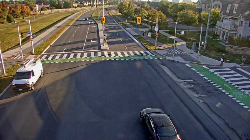 Traffic camera image at 2025-09-18 12:06:04