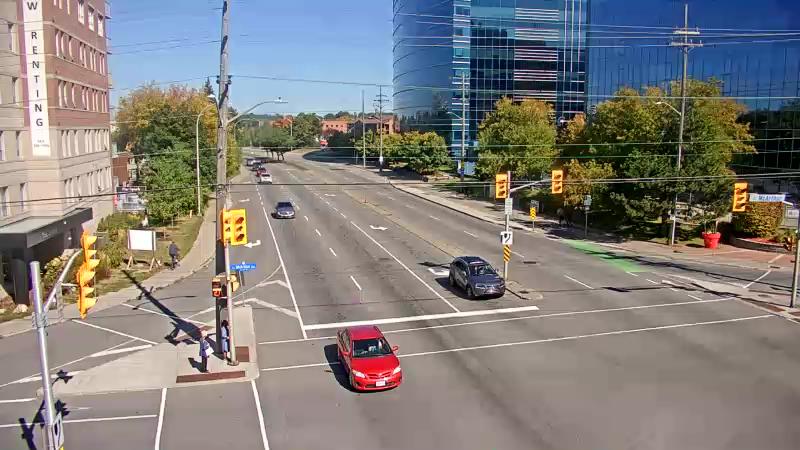 Traffic camera image at 2025-09-15 15:16:05