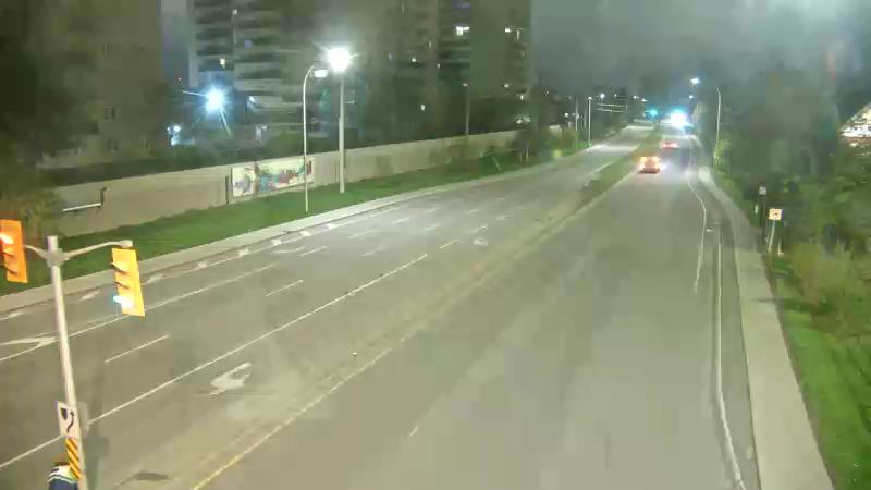 Traffic camera image at 2025-05-09 05:25:49