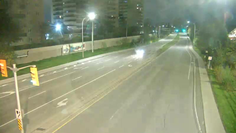 Traffic camera image at 2025-05-09 05:55:47