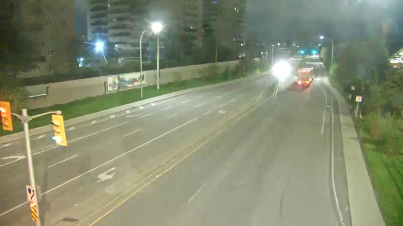 Traffic camera image at 2025-05-09 06:25:47