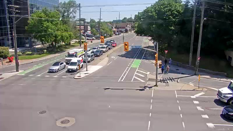 Traffic camera image at 2025-06-30 15:41:05