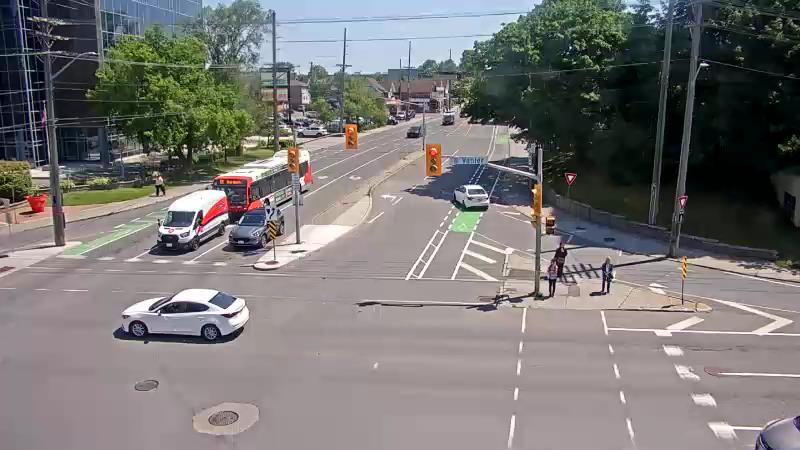 Traffic camera image at 2025-06-30 15:46:11