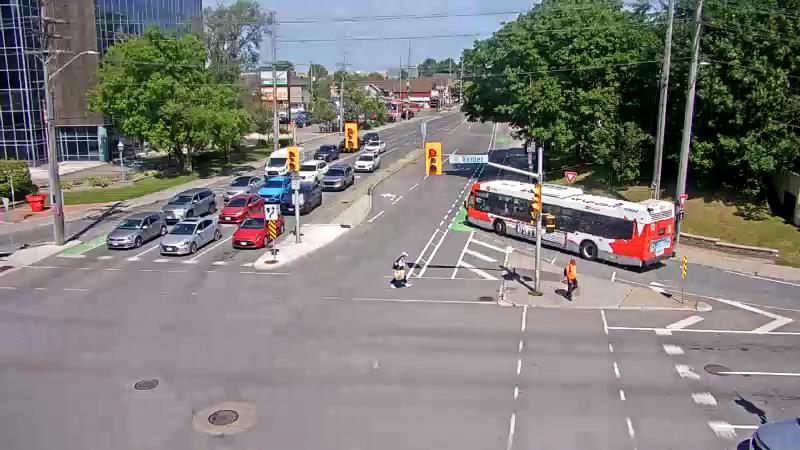 Traffic camera image at 2025-06-30 19:21:10