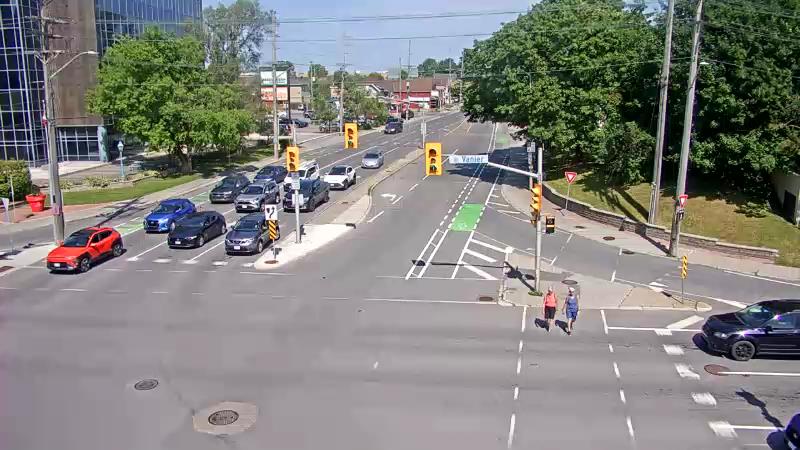 Traffic camera image at 2025-06-30 19:37:42