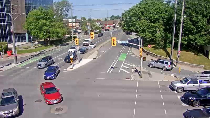 Traffic camera image at 2025-06-30 20:06:15