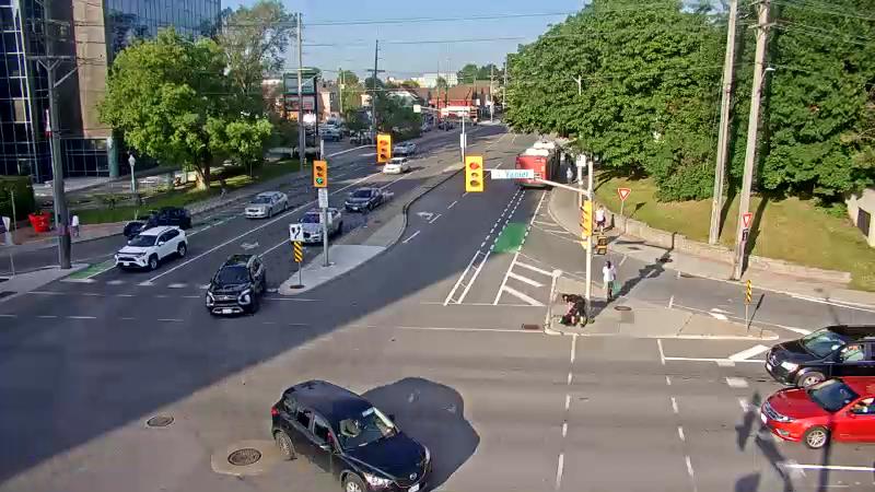 Traffic camera image at 2025-06-30 22:51:17