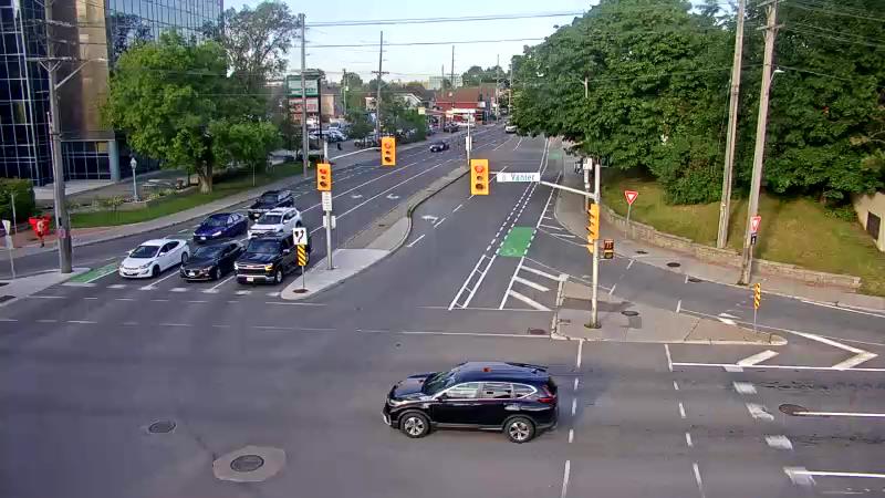 Traffic camera image at 2025-06-30 23:06:23