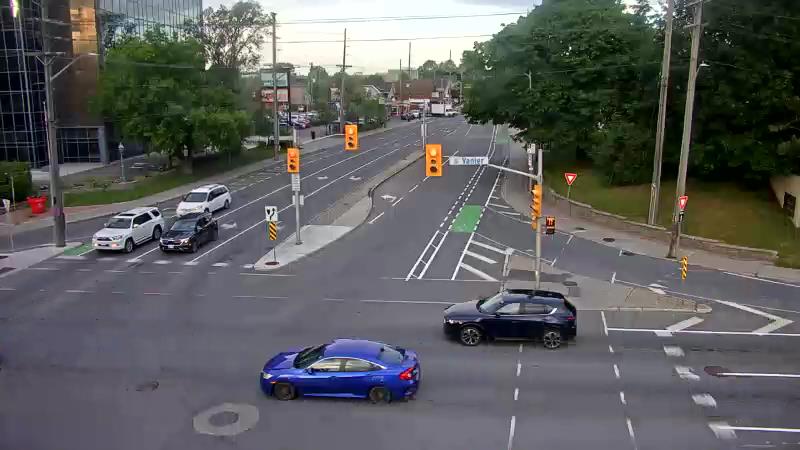 Traffic camera image at 2025-06-30 23:46:17