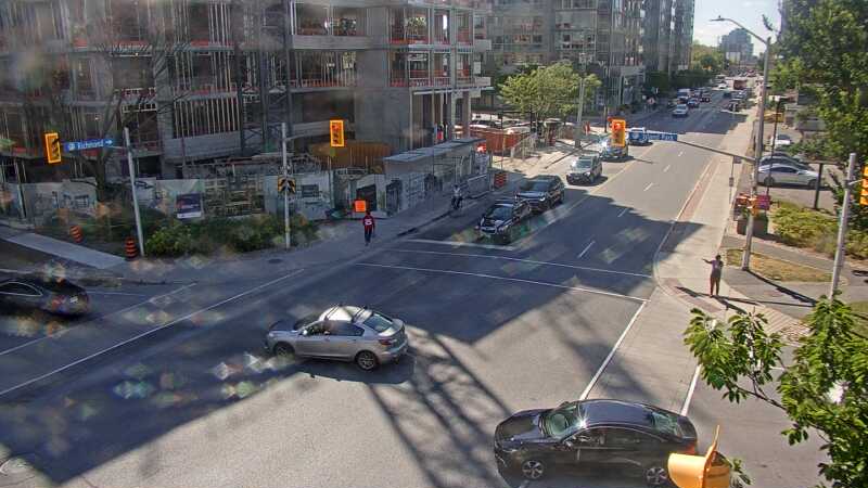 Traffic camera image at 2025-09-14 17:26:03