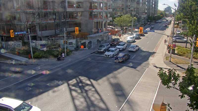 Traffic camera image at 2025-09-14 17:36:09