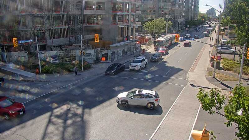 Traffic camera image at 2025-09-14 17:56:15