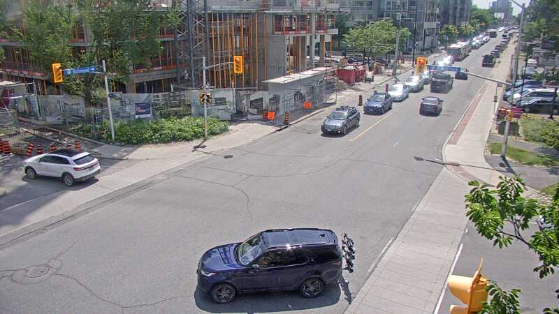 Traffic camera image at 2025-06-30 18:21:13