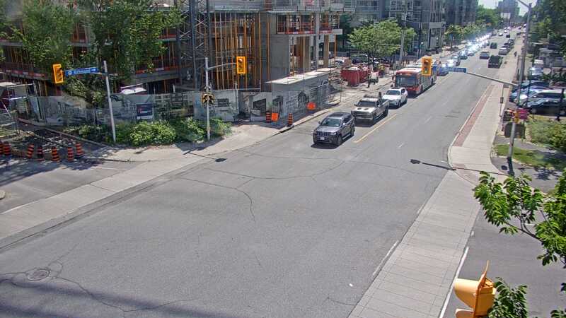 Traffic camera image at 2025-06-30 18:46:19