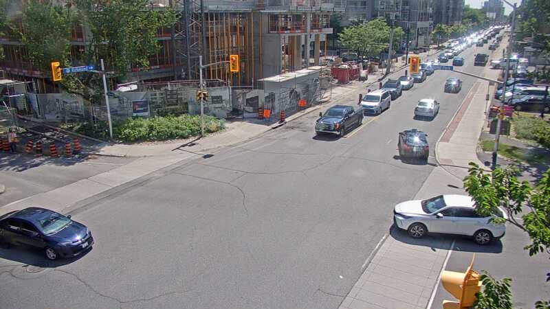 Traffic camera image at 2025-06-30 19:01:08