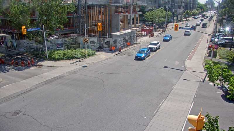 Traffic camera image at 2025-06-30 19:21:10