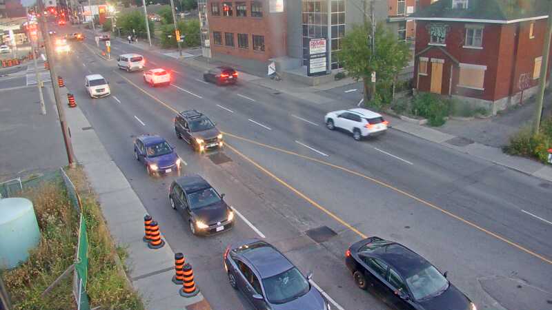 Traffic camera image at 2025-08-25 00:01:05