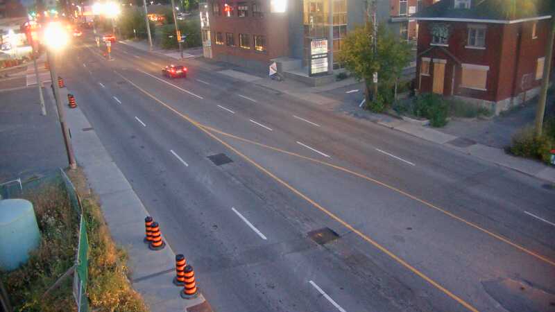 Traffic camera image at 2025-08-25 00:16:09