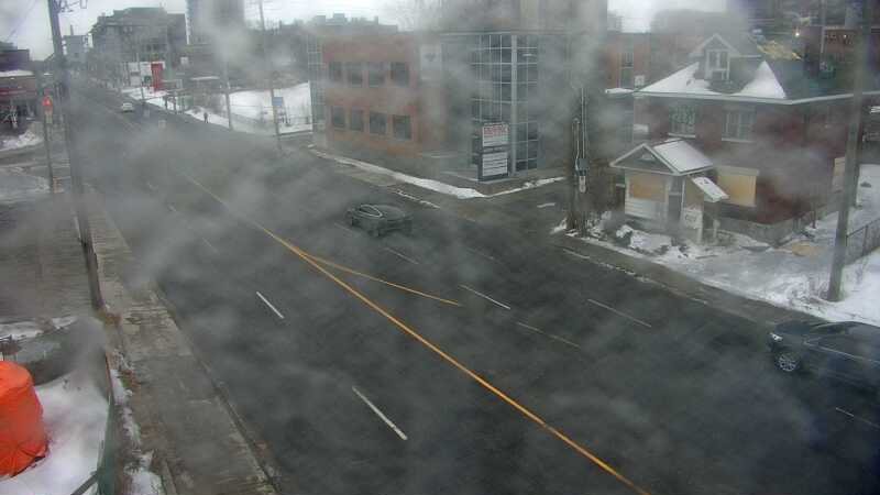 Traffic camera image at 2025-03-09 13:37:22