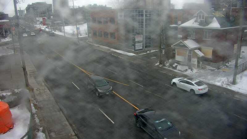 Traffic camera image at 2025-03-09 14:21:10