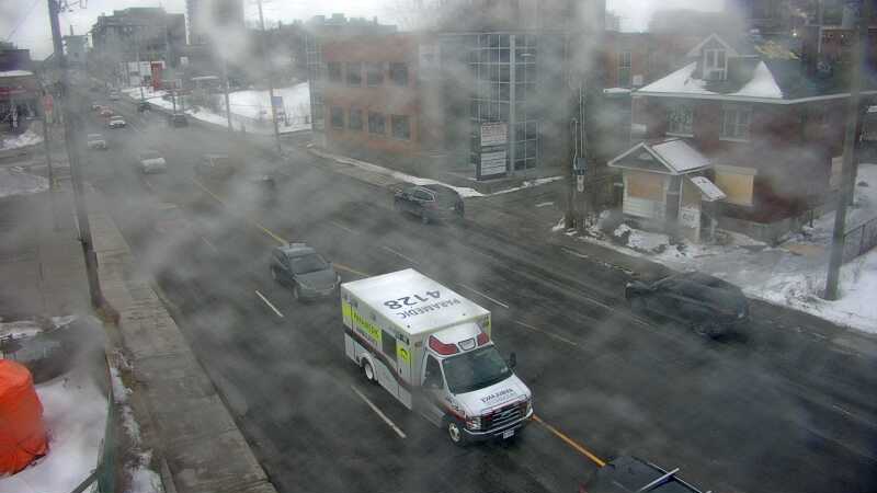 Traffic camera image at 2025-03-09 14:37:23