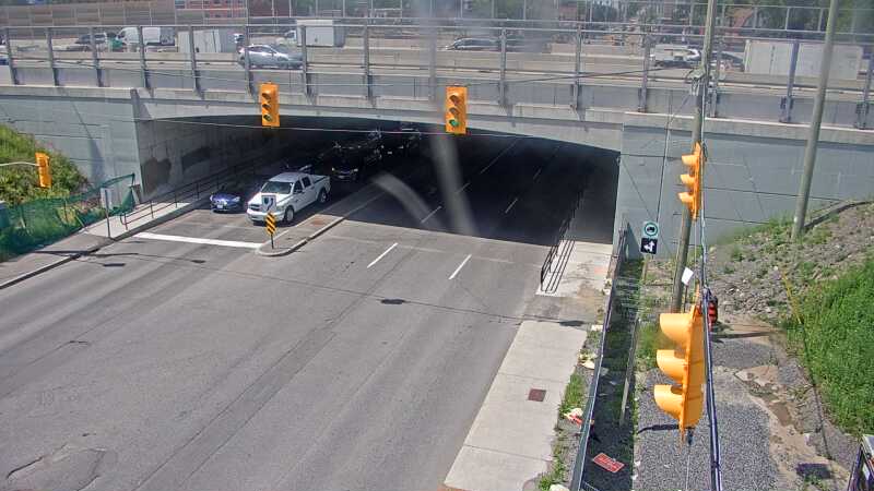 Traffic camera image at 2025-06-30 18:41:16