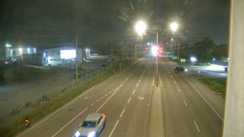 Traffic camera image at 2025-08-04 01:45:55