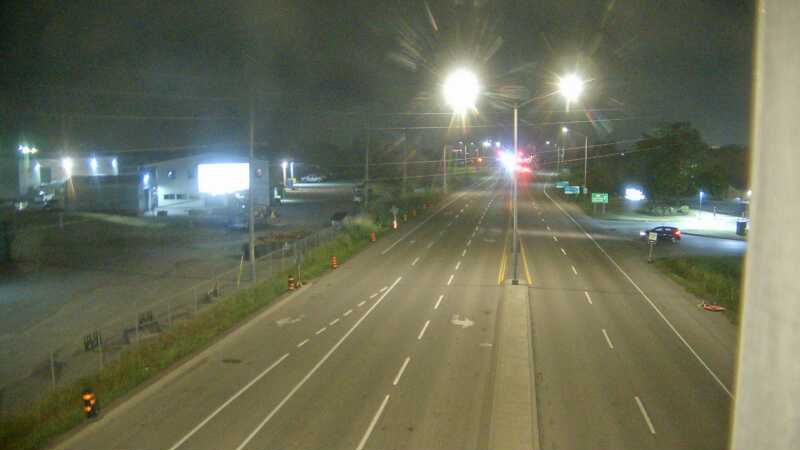 Traffic camera image at 2025-08-04 02:11:07