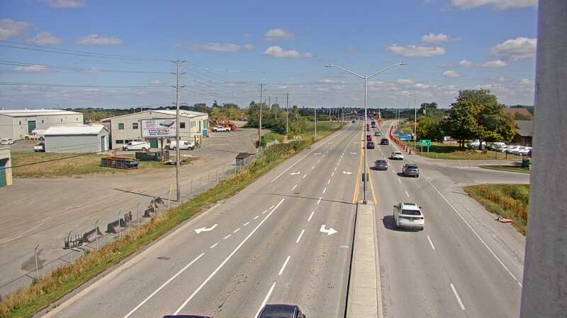 Traffic camera image at 2025-09-14 17:36:09