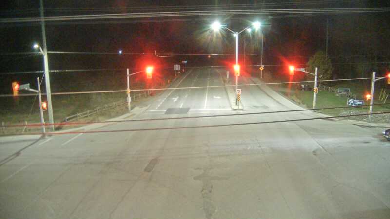 Traffic camera image at 2025-04-25 07:00:43